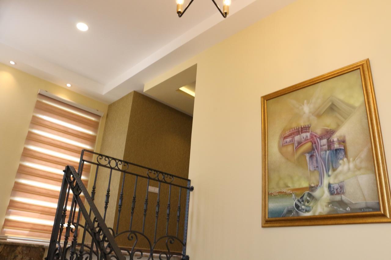 Hotel Admiral Призрен Экстерьер фото