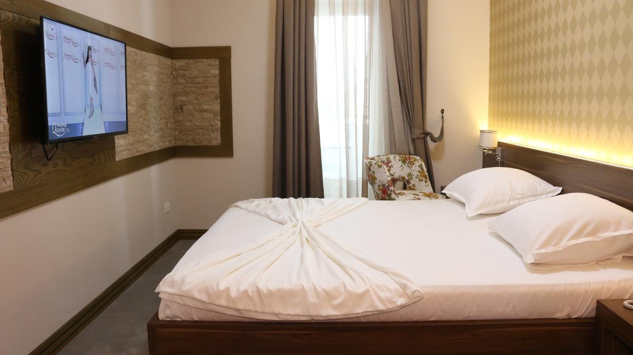 Hotel Admiral Призрен Экстерьер фото